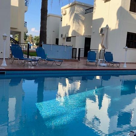 Seashell Apartments Paphos Eksteriør bilde