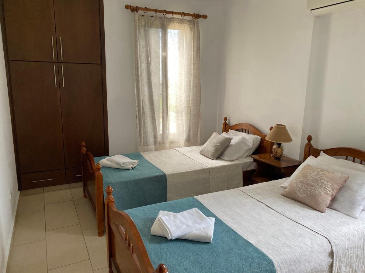 Seashell Apartments Paphos Eksteriør bilde