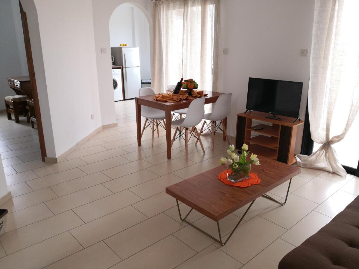 Seashell Apartments Paphos Eksteriør bilde